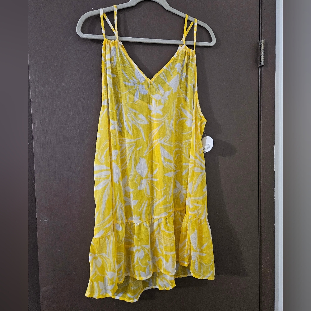 Junior's Decree Floral Swimsuit Cover-up